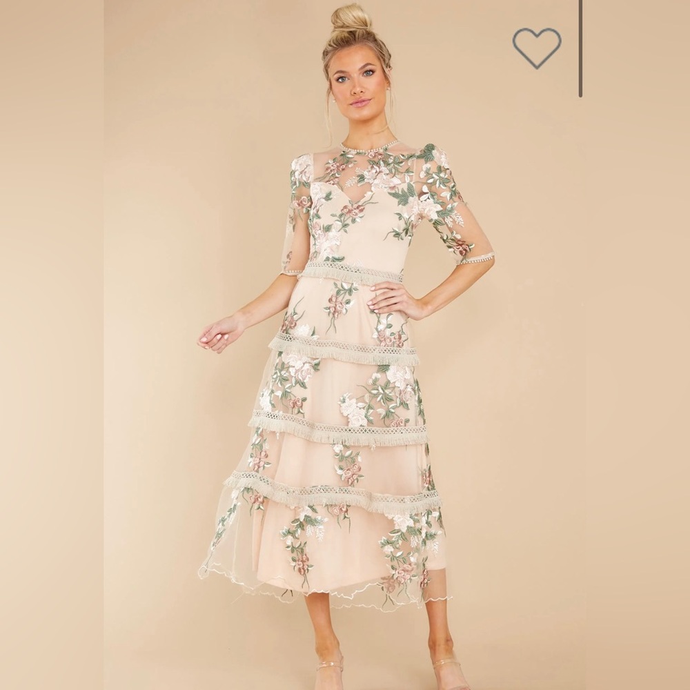 NWOT Floral Midi Dress from Red Dress Boutique - Size M